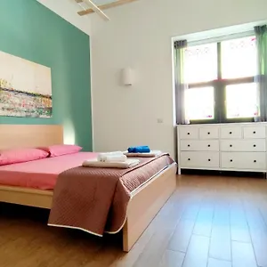 Casa San Crispino, Boccetta. Apartamento Mesina