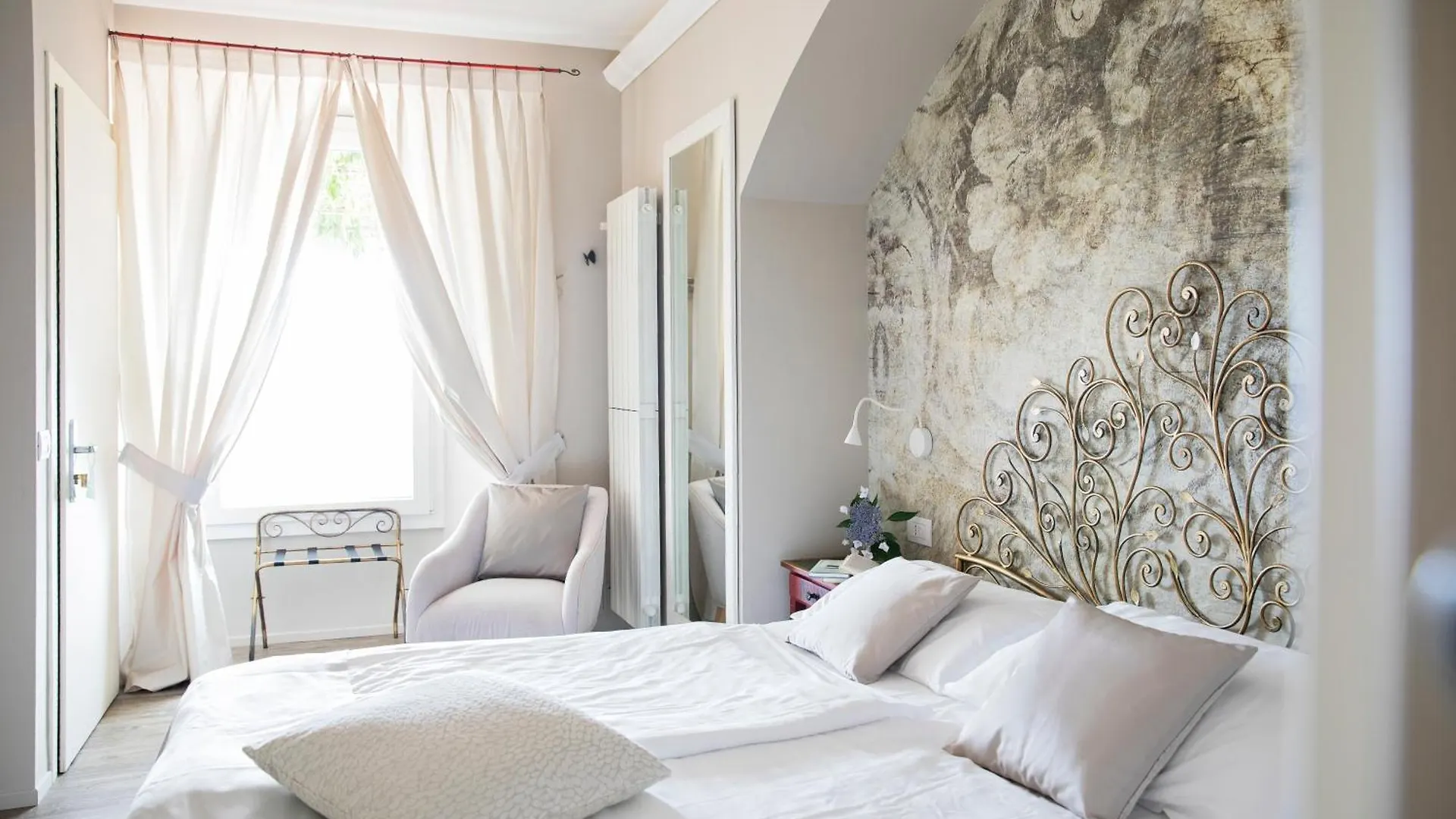 Camin Hotel Colmegna Luino
