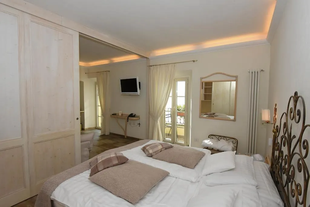 Camin Hotel Colmegna Luino